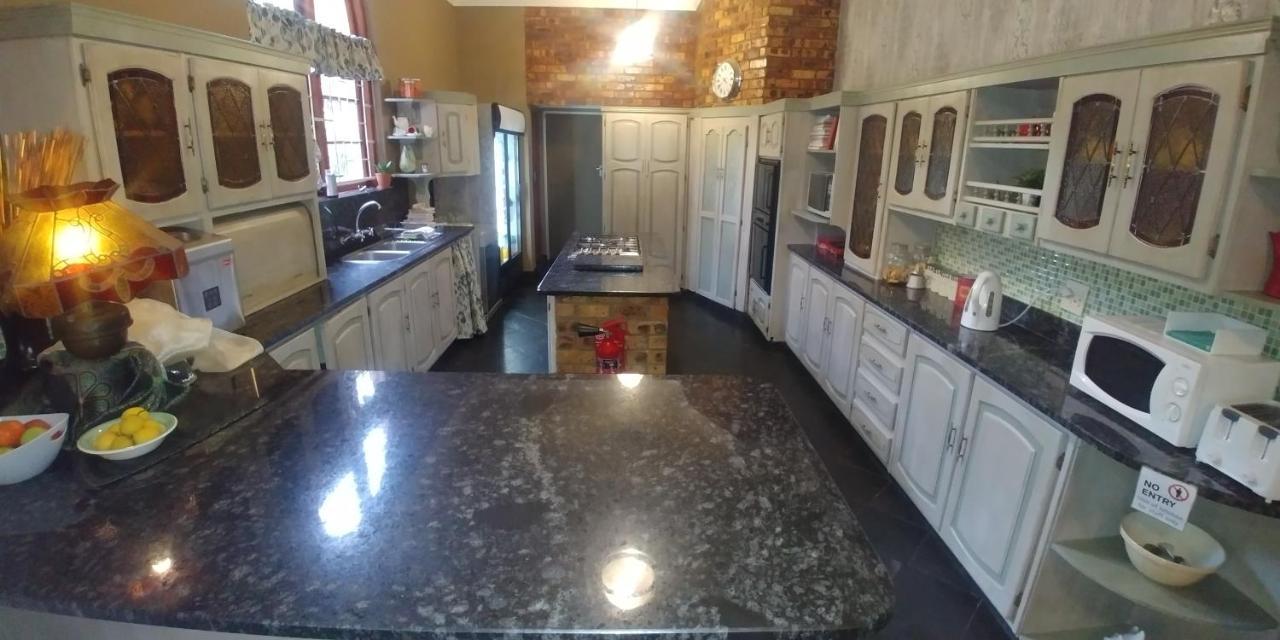 Grace Place Bnb Pretoria Bed and Breakfast Eksteriør billede
