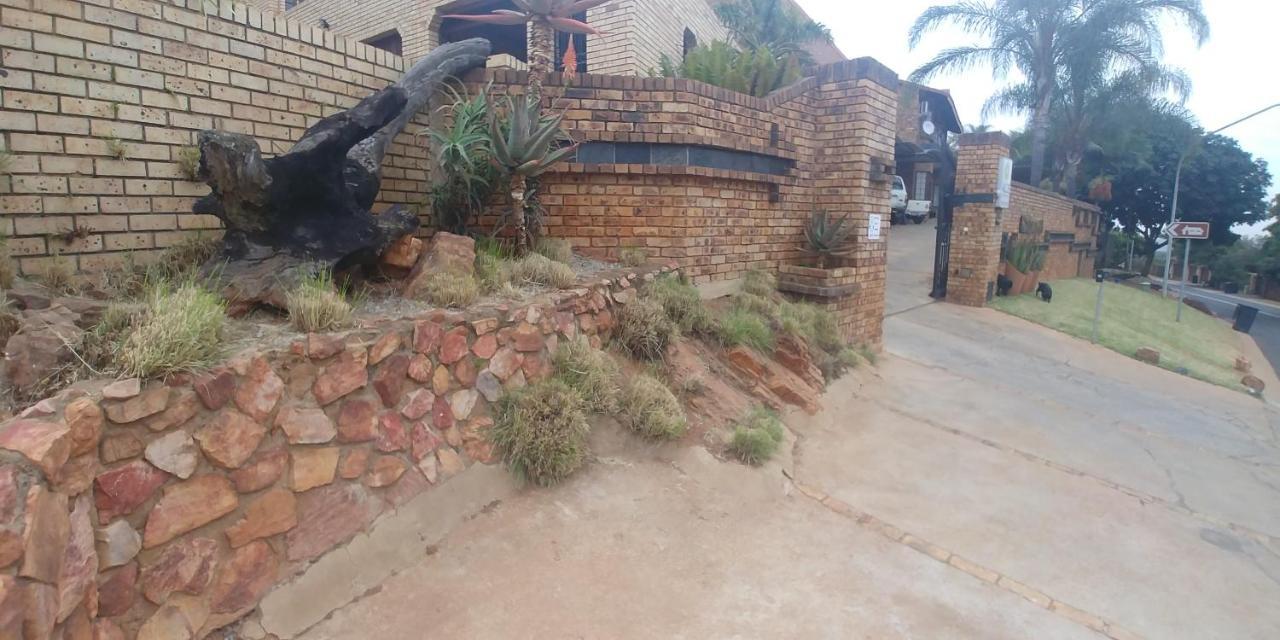 Grace Place Bnb Pretoria Bed and Breakfast Eksteriør billede