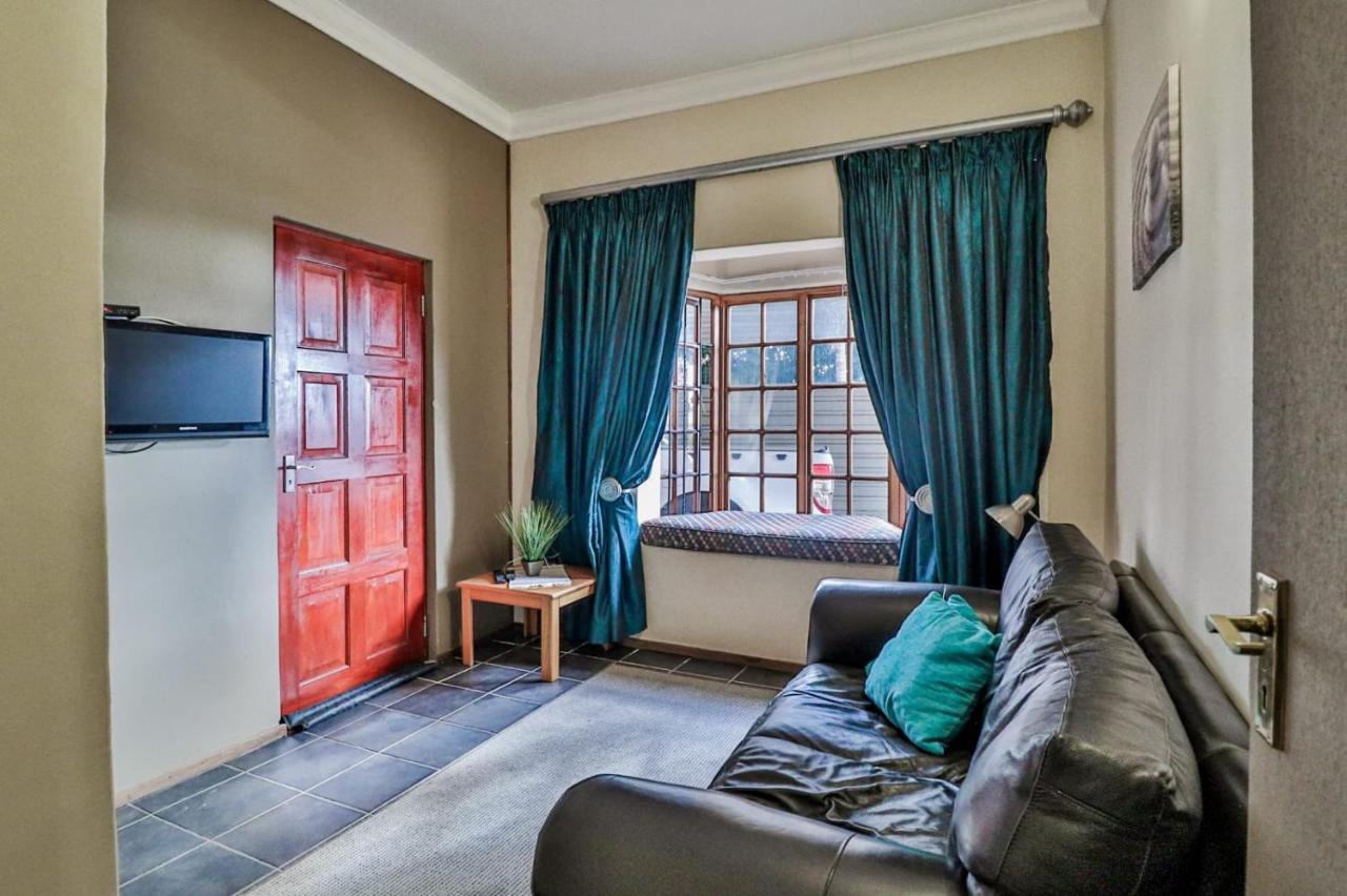 Grace Place Bnb Pretoria Bed and Breakfast Eksteriør billede